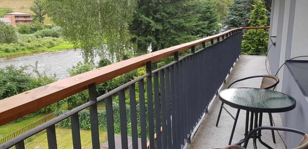 Apartamenty „Nad Popradem” Rytro Esterno foto