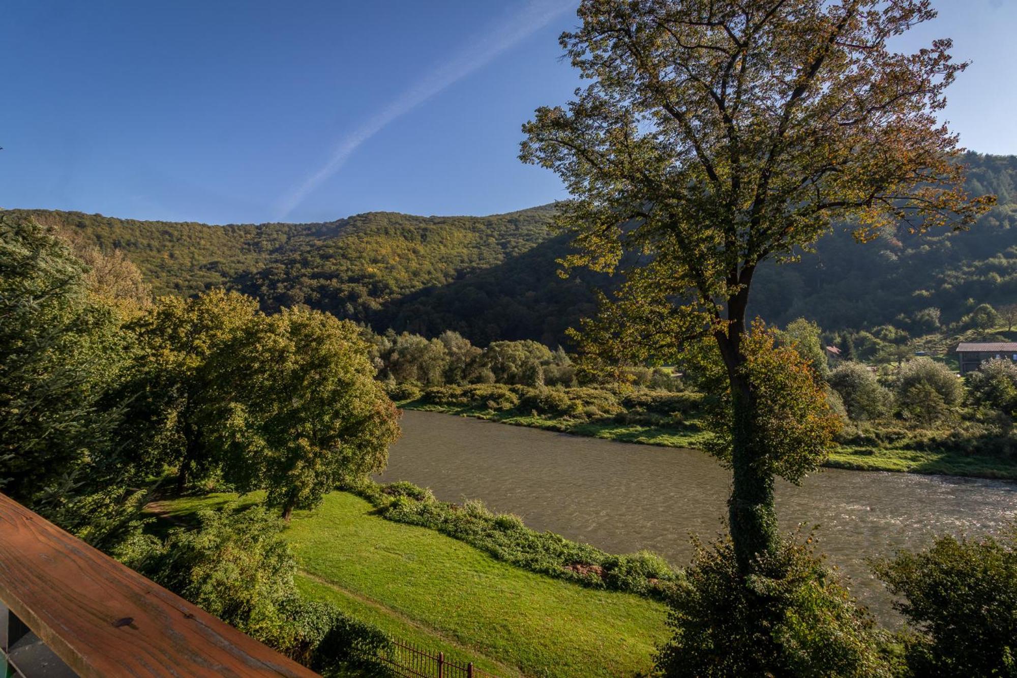 Apartamenty „Nad Popradem” Rytro Esterno foto